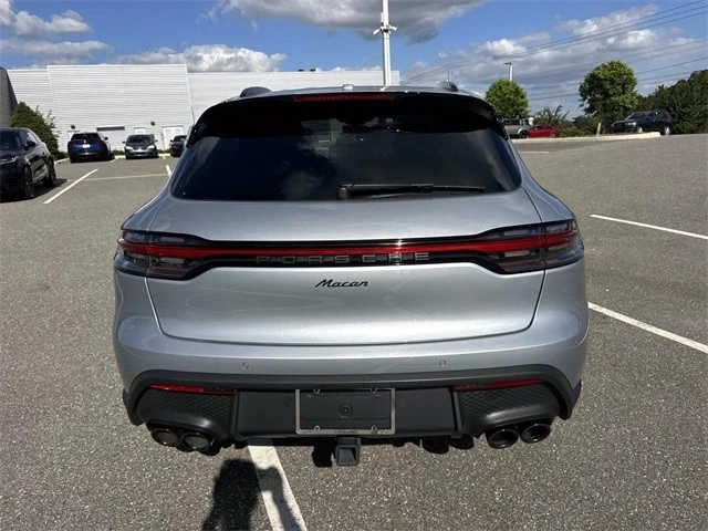 2024 Porsche Macan - Image 5 of 21