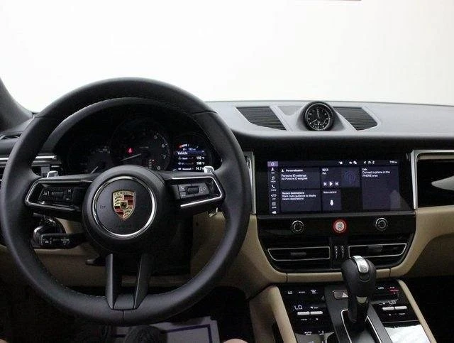 2024 Porsche Macan - Image 4 of 18