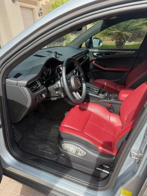2024 Porsche Macan - Image 6 of 15