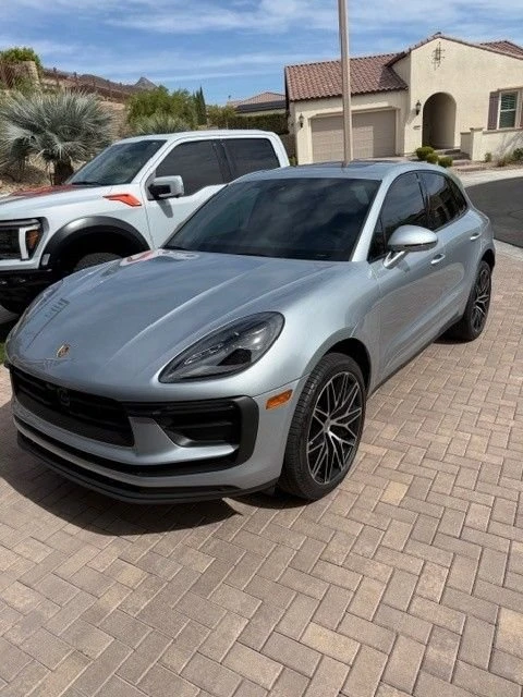 2024 Porsche Macan - Image 3 of 15