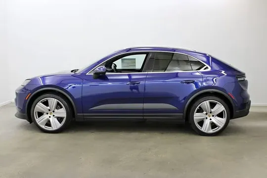 2024 Porsche Macan Electric 4
