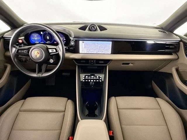2024 Porsche Macan Electric - Image 9 of 20