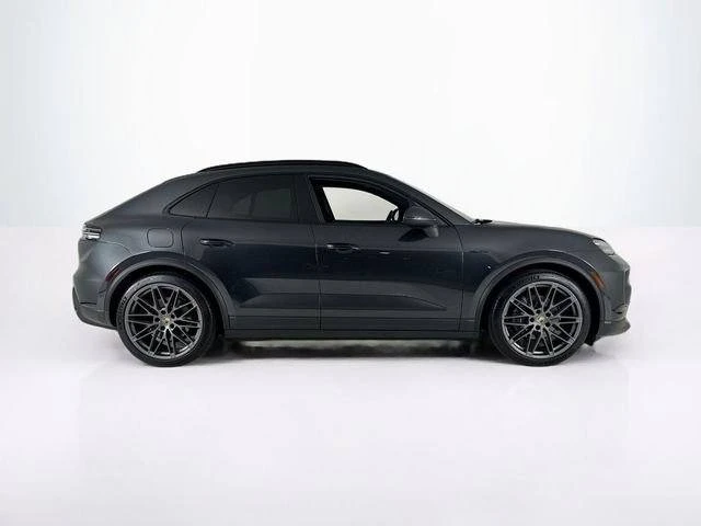 2024 Porsche Macan Electric - Image 6 of 20