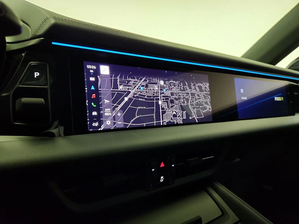 2024 Porsche Macan Electric - Image 15 of 28