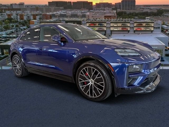 2024 Porsche Macan Electric - Image 3 of 12