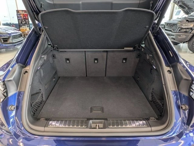 2024 Porsche Macan Electric - Image 12 of 12