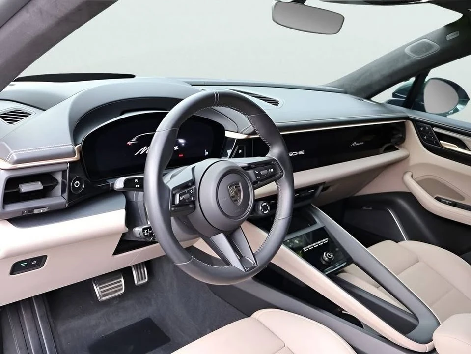 2024 Porsche Macan Electric - Image 4 of 20