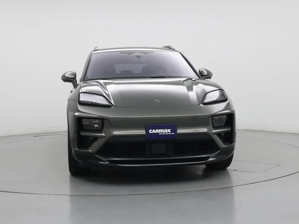 2024 Porsche Macan Electric - Image 6 of 28