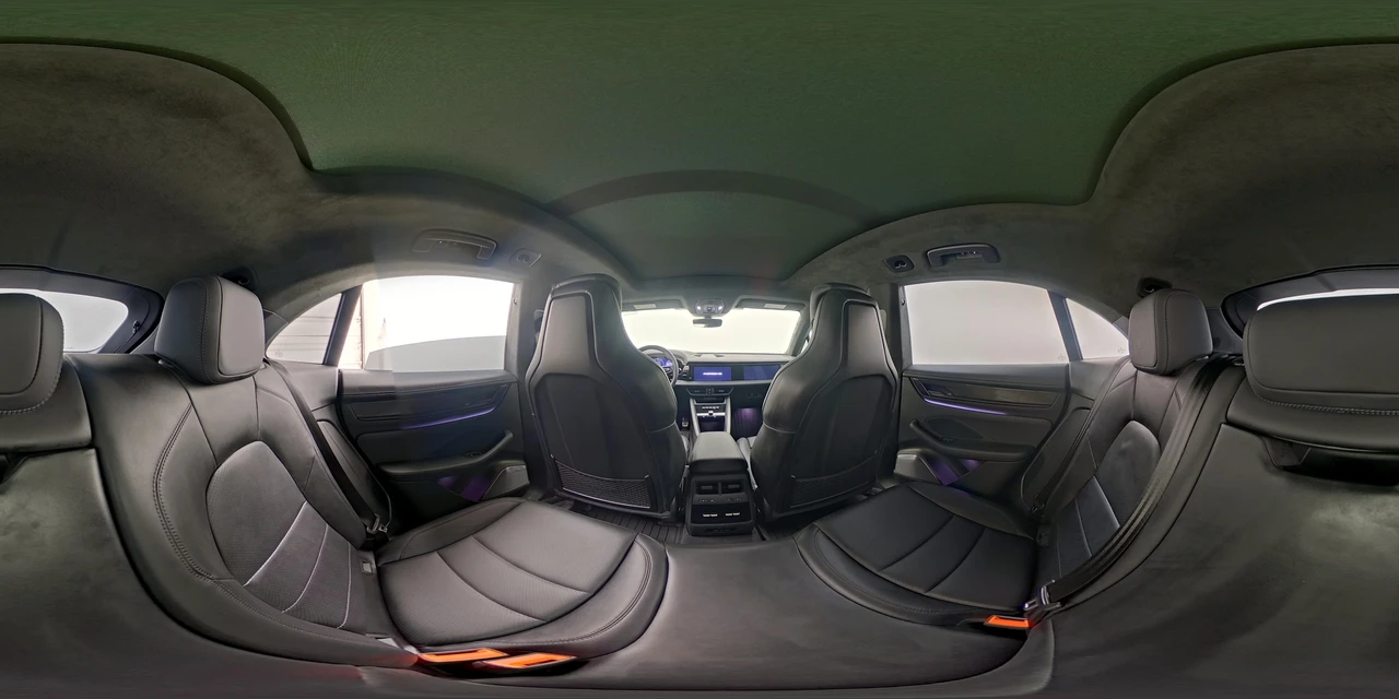 2024 Porsche Macan Electric - Image 27 of 28