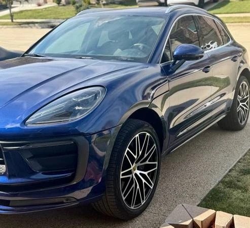 2024 Porsche Macan - Image 9 of 12