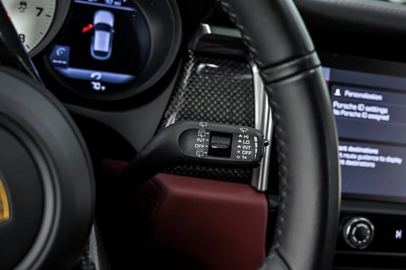 2024 Porsche Macan GTS - Image 29 of 31