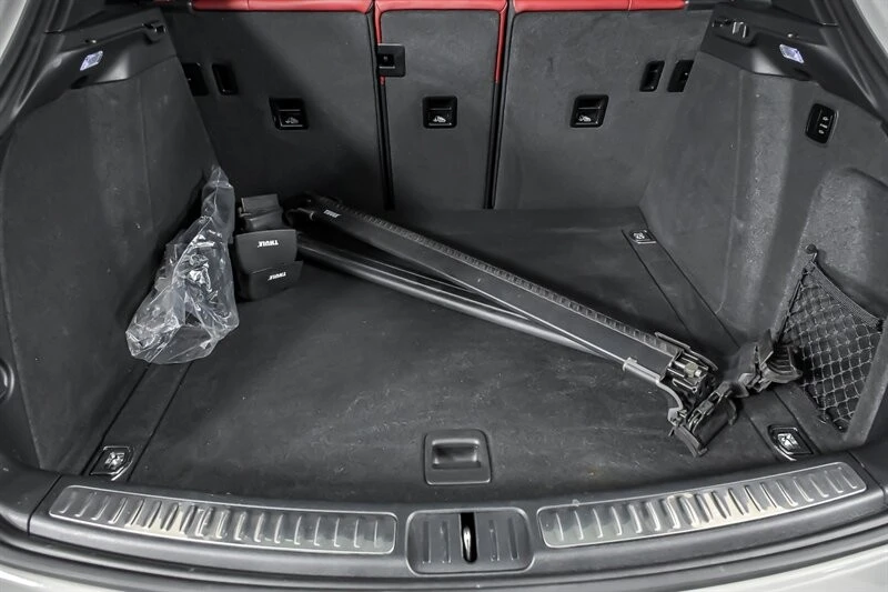 2024 Porsche Macan GTS - Image 12 of 31