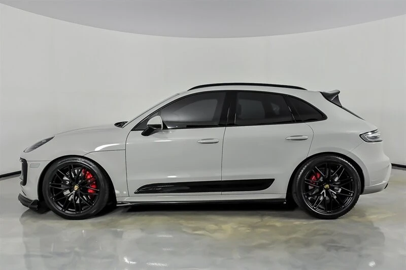 2024 Porsche Macan GTS - Image 7 of 31