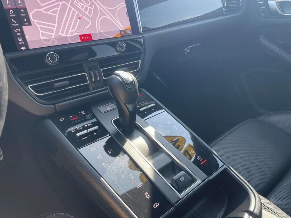 2024 Porsche Macan GTS - Image 13 of 15