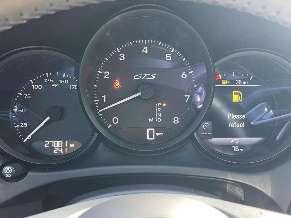 2024 Porsche Macan GTS - Image 11 of 15