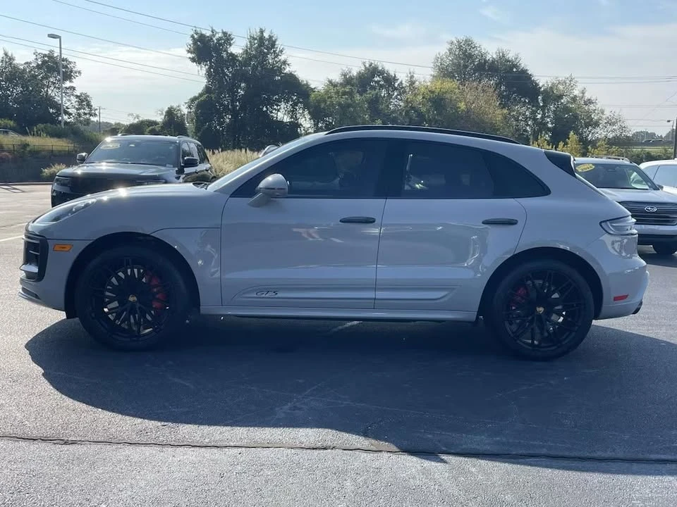 2024 Porsche Macan GTS - Image 4 of 15