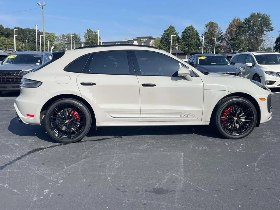 2024 Porsche Macan GTS - Image 7 of 15