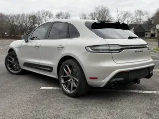 2024 Porsche Macan GTS - Image 3 of 4