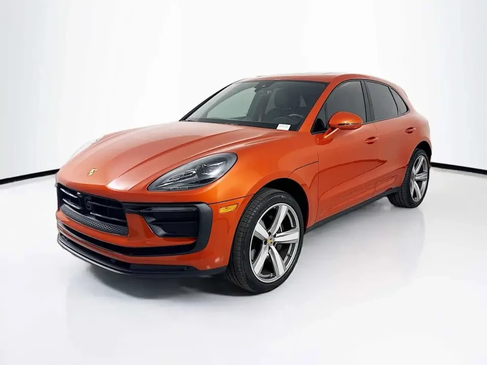 2024 Porsche Macan GTS - Image 9 of 9