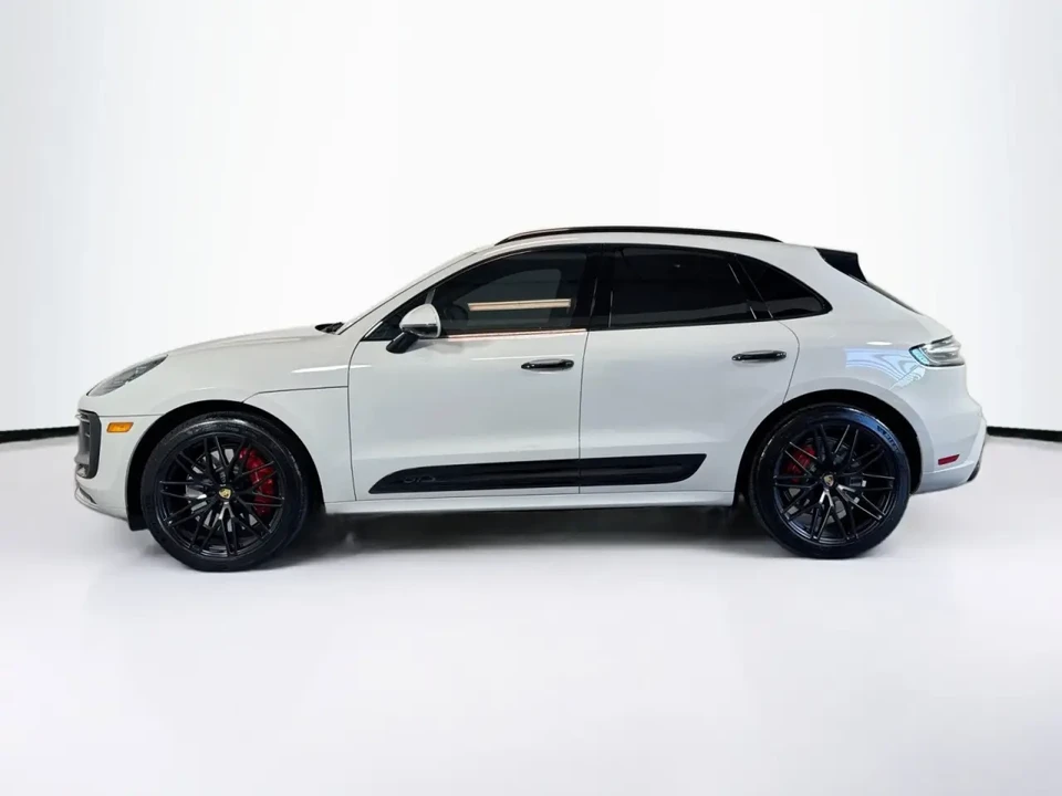 2024 Porsche Macan GTS - Image 2 of 13