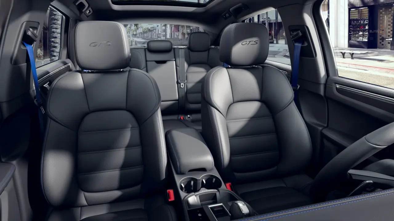 2024 Porsche Macan GTS - Image 5 of 6