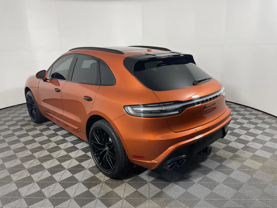 2024 Porsche Macan GTS - Image 3 of 7