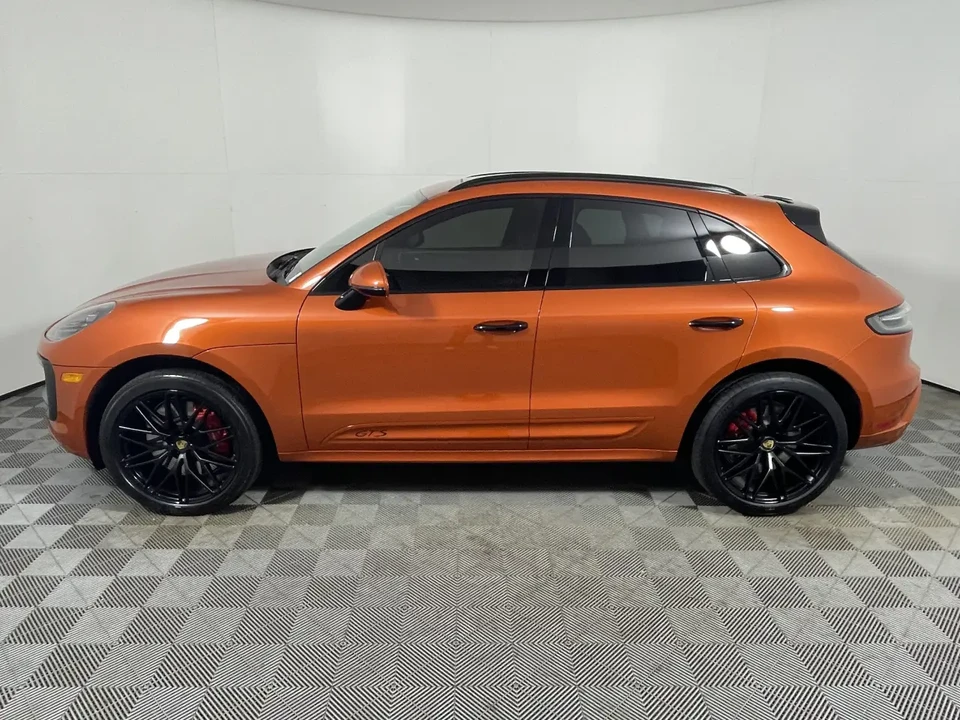 2024 Porsche Macan GTS - Image 2 of 7