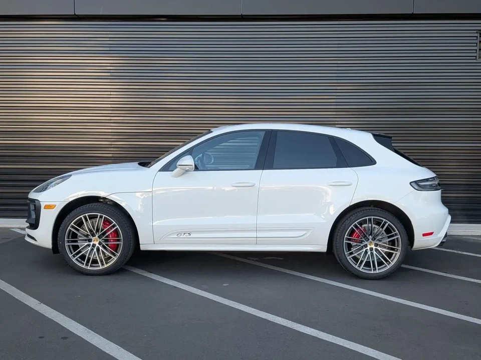 2024 Porsche Macan GTS - Image 2 of 13