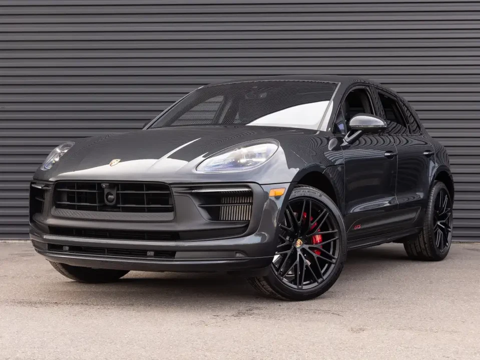 2024 Porsche Macan GTS - Image 9 of 13