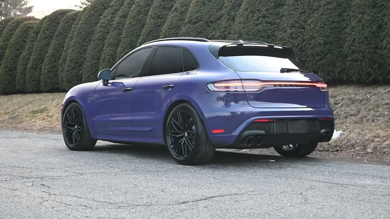 2024 Porsche Macan GTS - Image 4 of 8