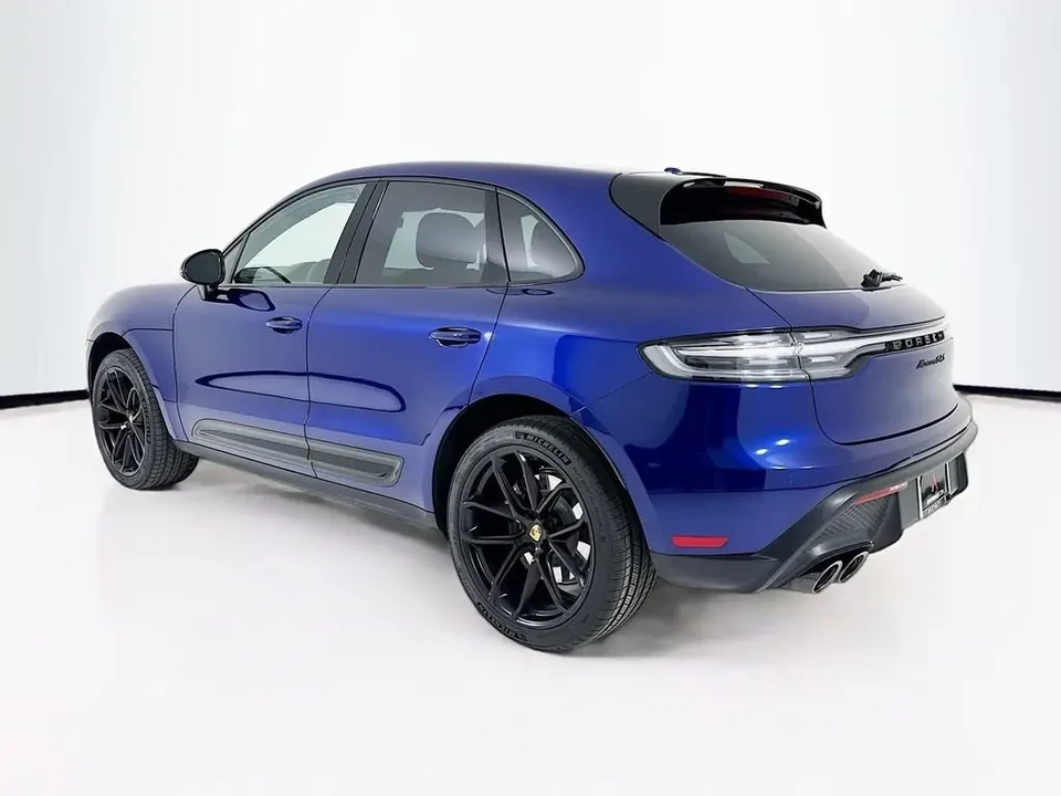 2024 Porsche Macan GTS - Image 3 of 13