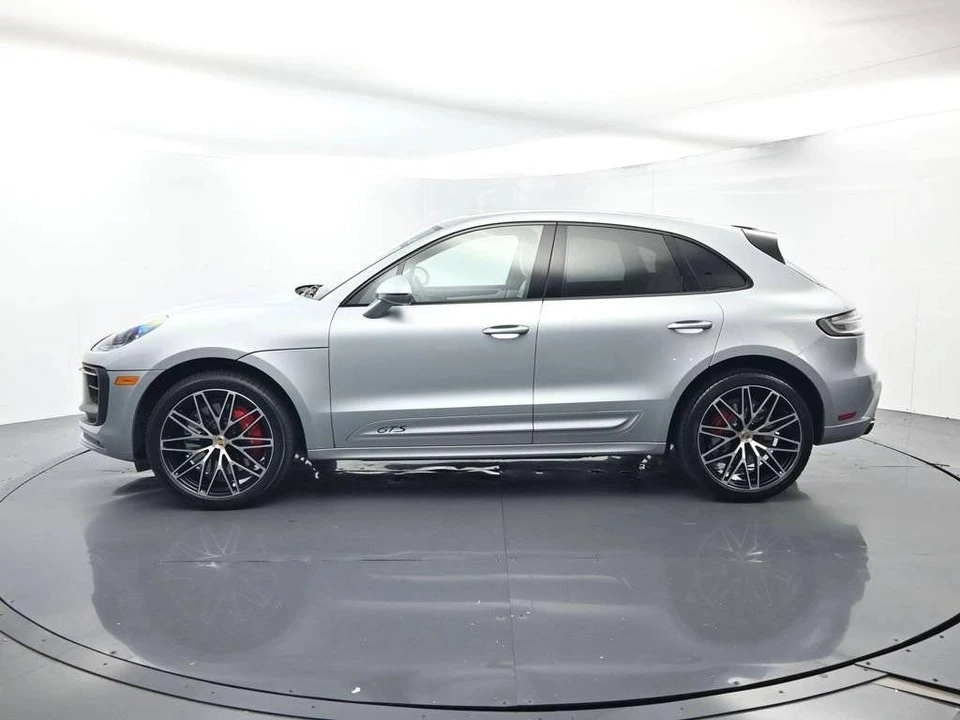 2024 Porsche Macan GTS - Image 2 of 5