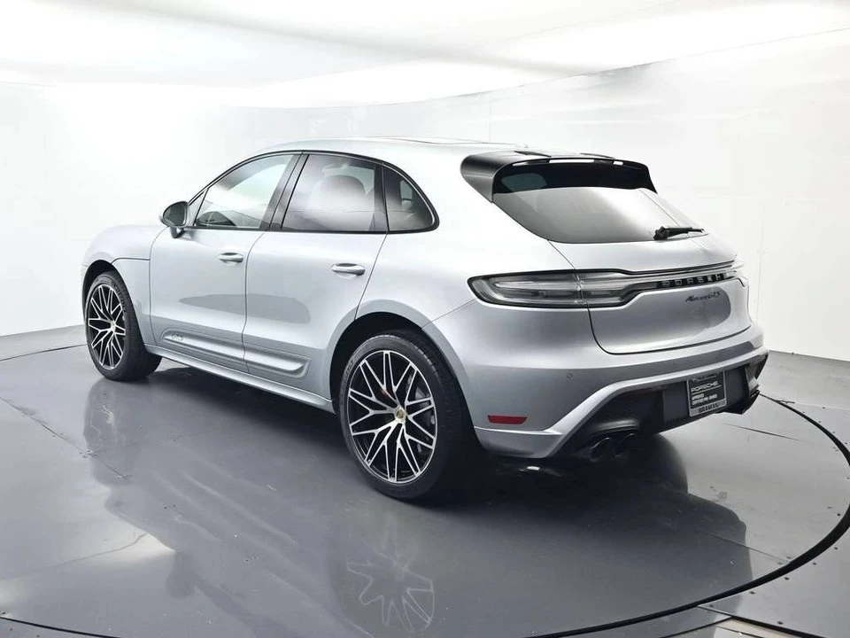 2024 Porsche Macan GTS - Image 3 of 5