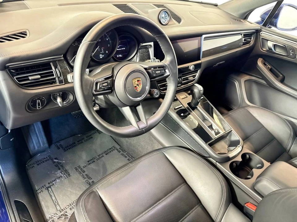 2024 Porsche Macan GTS - Image 4 of 5