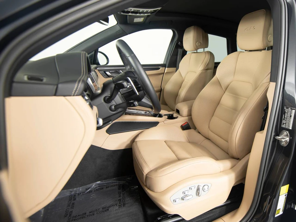 2024 Porsche Macan GTS - Image 5 of 5