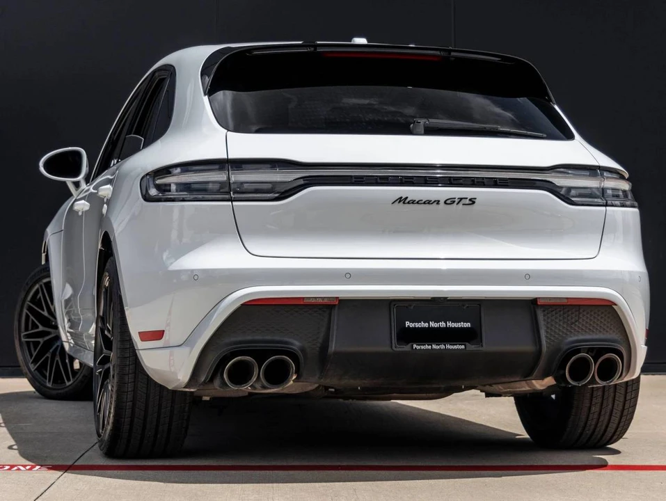 2024 Porsche Macan GTS - Image 3 of 5