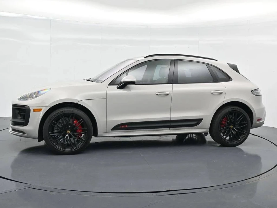 2024 Porsche Macan GTS - Image 2 of 5