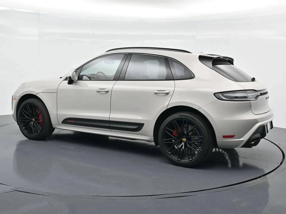 2024 Porsche Macan GTS - Image 3 of 5