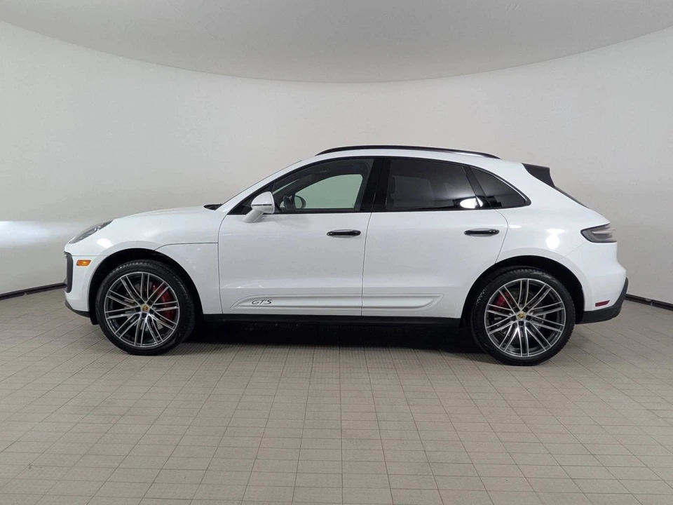 2024 Porsche Macan GTS - Image 2 of 5