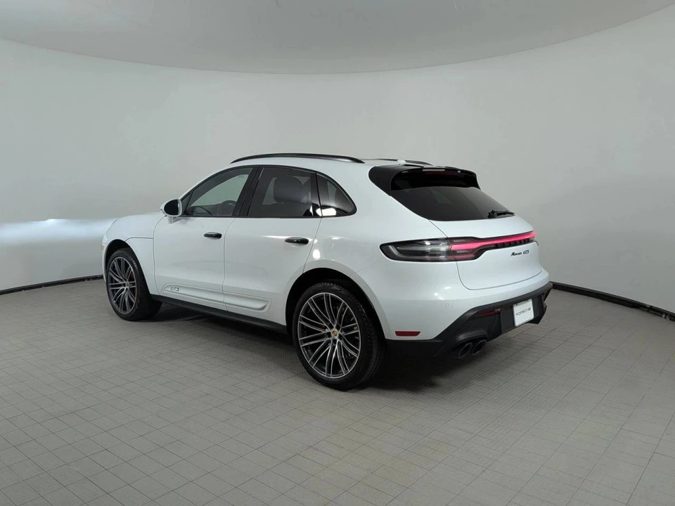 2024 Porsche Macan GTS - Image 3 of 5