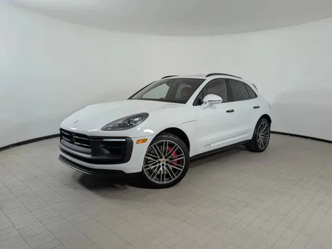 2024 Porsche Macan GTS
