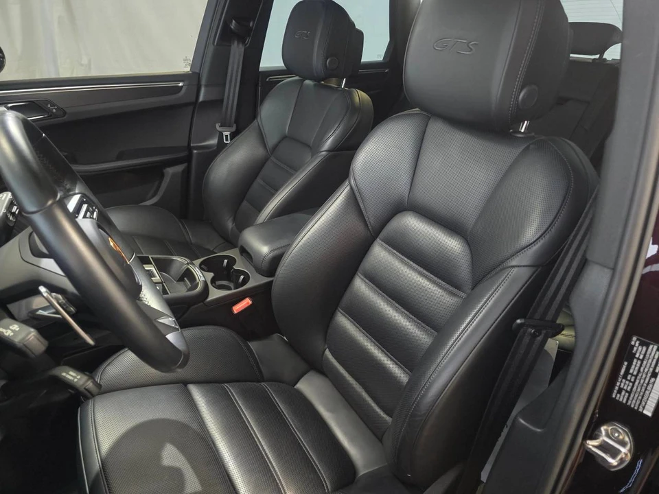 2024 Porsche Macan GTS - Image 5 of 5