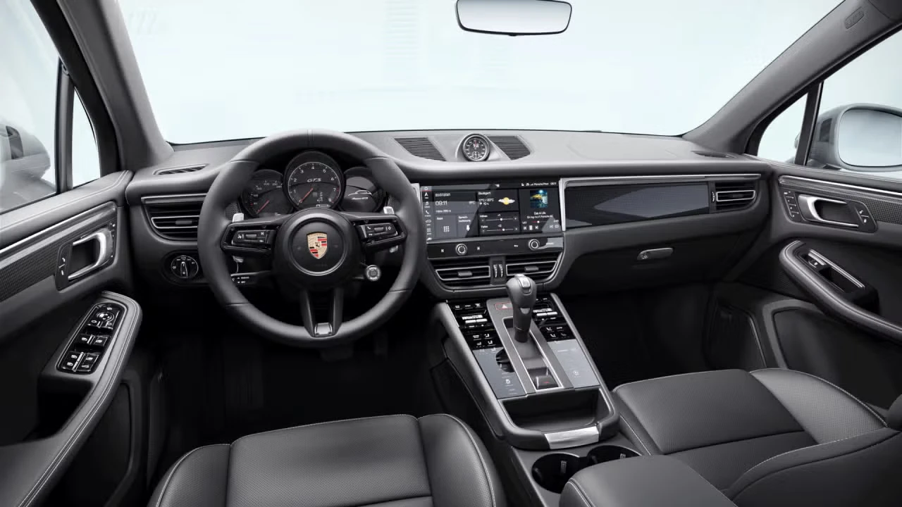2024 Porsche Macan GTS - Image 28 of 30