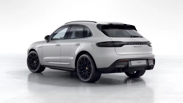 2024 Porsche Macan GTS - Image 18 of 30