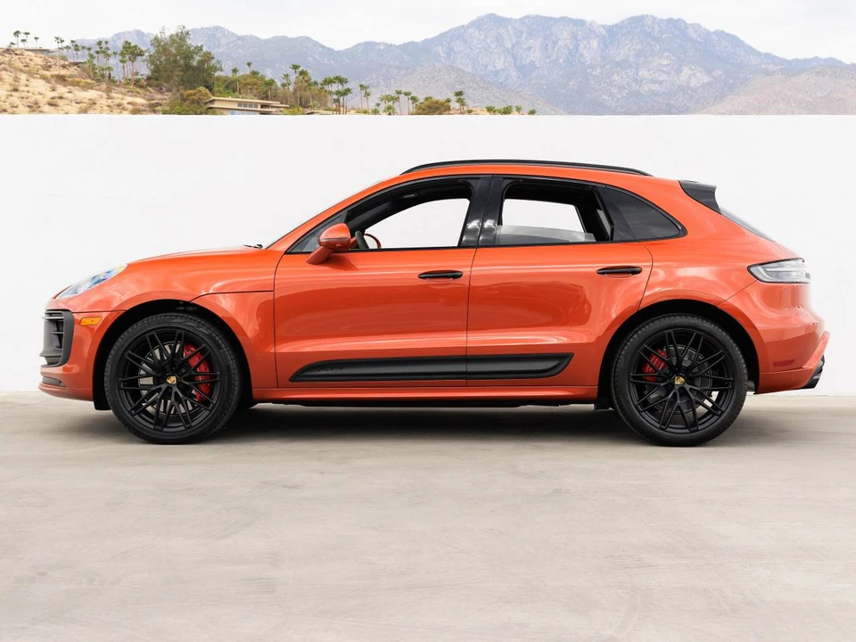 2024 Porsche Macan GTS - Image 2 of 5