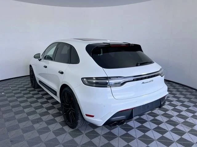 2024 Porsche Macan GTS - Image 5 of 5