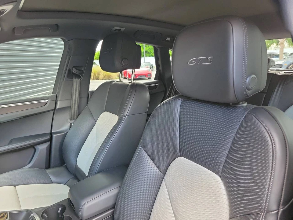 2024 Porsche Macan GTS - Image 5 of 5