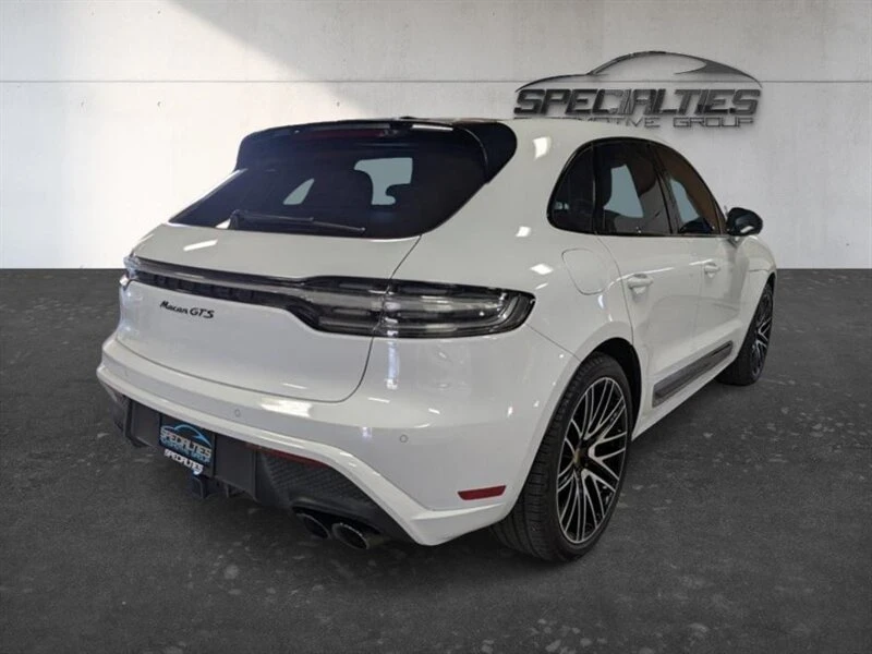 2024 Porsche Macan GTS - Image 10 of 20