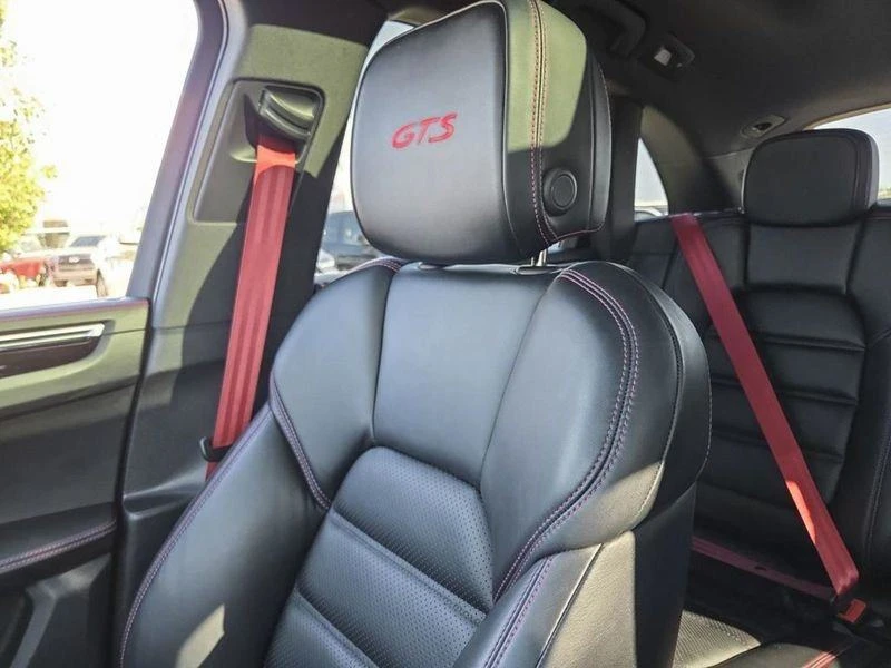 2024 Porsche Macan GTS - Image 15 of 20