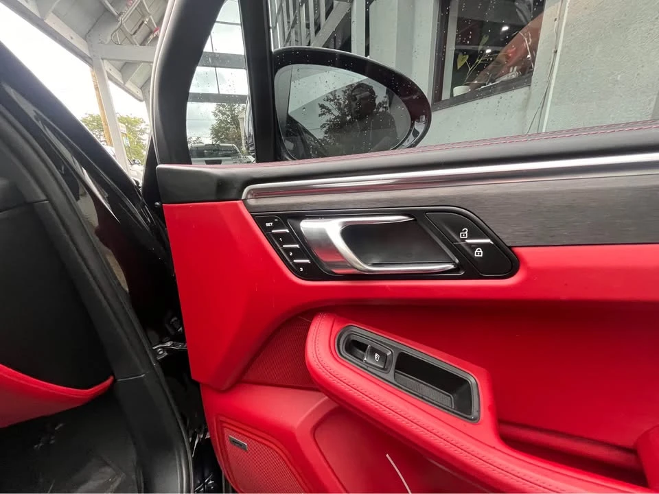2024 Porsche Macan GTS - Image 5 of 14